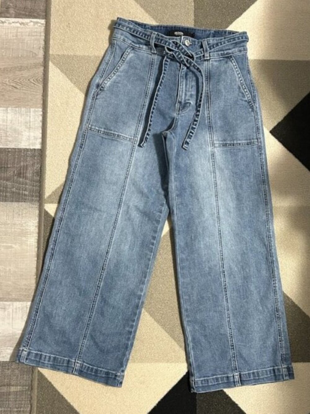 Hudson Tie Waist‎ Wide Leg Cropped Jeans Women's Size 6/28